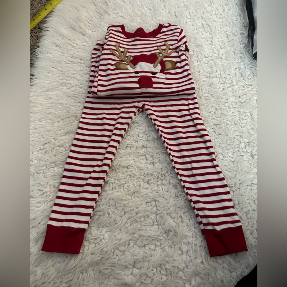 $10 Gymboree Christmas pajamas 3T tiny stain photo reindeer